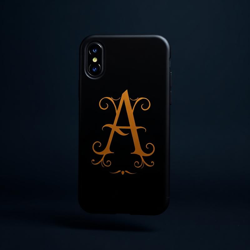 Husă Monogramă Aurie Gotic pentru iPhone